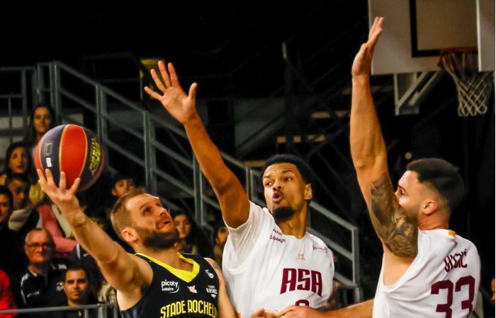 Charente de déplachement avec la victoire *