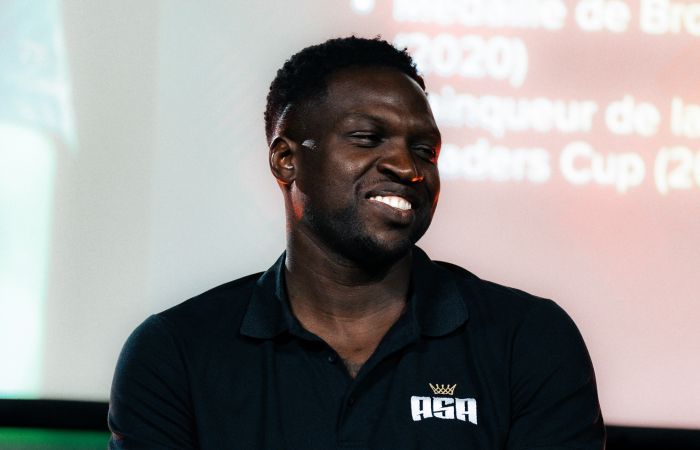 Son nouveau rôle, la gestion des blessures, recrues et ambitions : le point avec notre directeur sportif Jacques Alingué